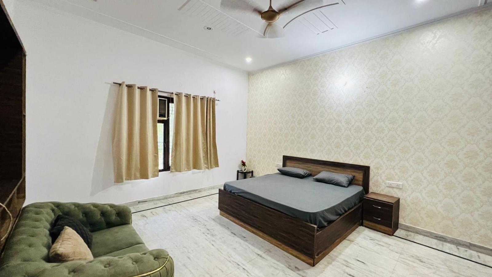 Venus Farm Villa Gurgaon Exterior photo